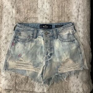 Hollister Women's Light Wash Distressed Jean Shorts